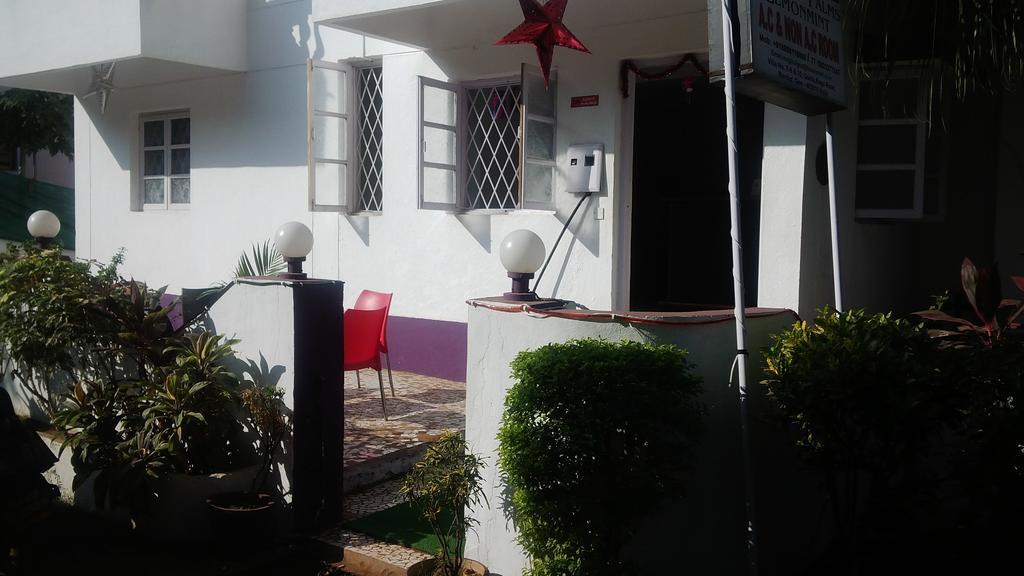 Sugar Plum Macedo Palms Bed & Breakfast Baga Exterior photo