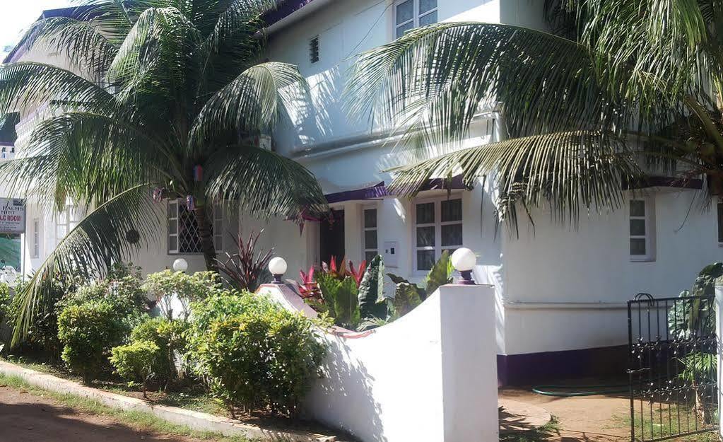 Sugar Plum Macedo Palms Bed & Breakfast Baga Exterior photo